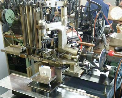 ブラシ植毛機改造工事
